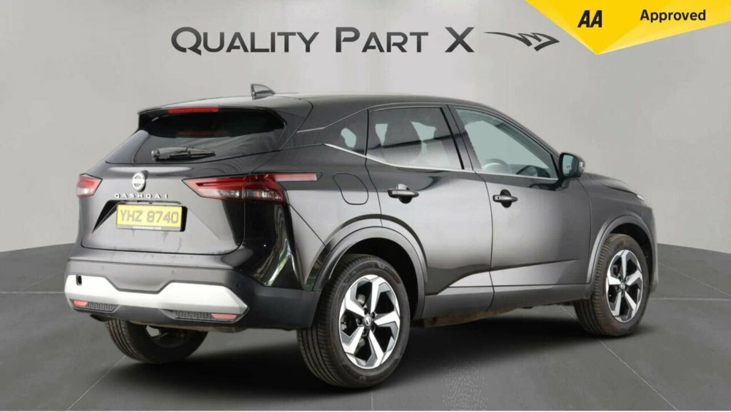 Nissan Qashqai Suv YHZ8740 Black #5