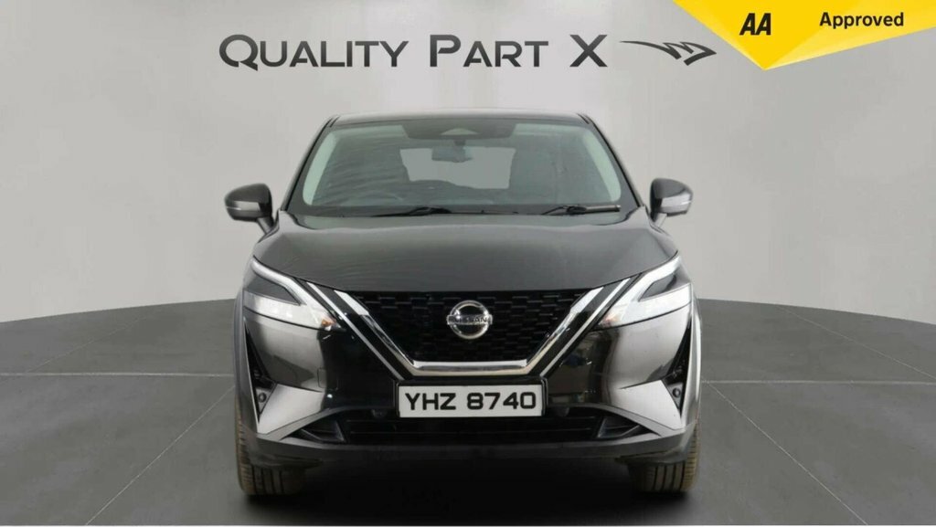 Nissan Qashqai Suv YHZ8740 Black #2