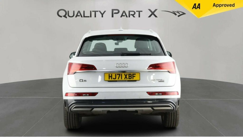 Audi Q5 Suv HJ71XBF White #6