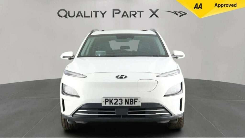 Hyundai Kona Suv PK23NBF White #2