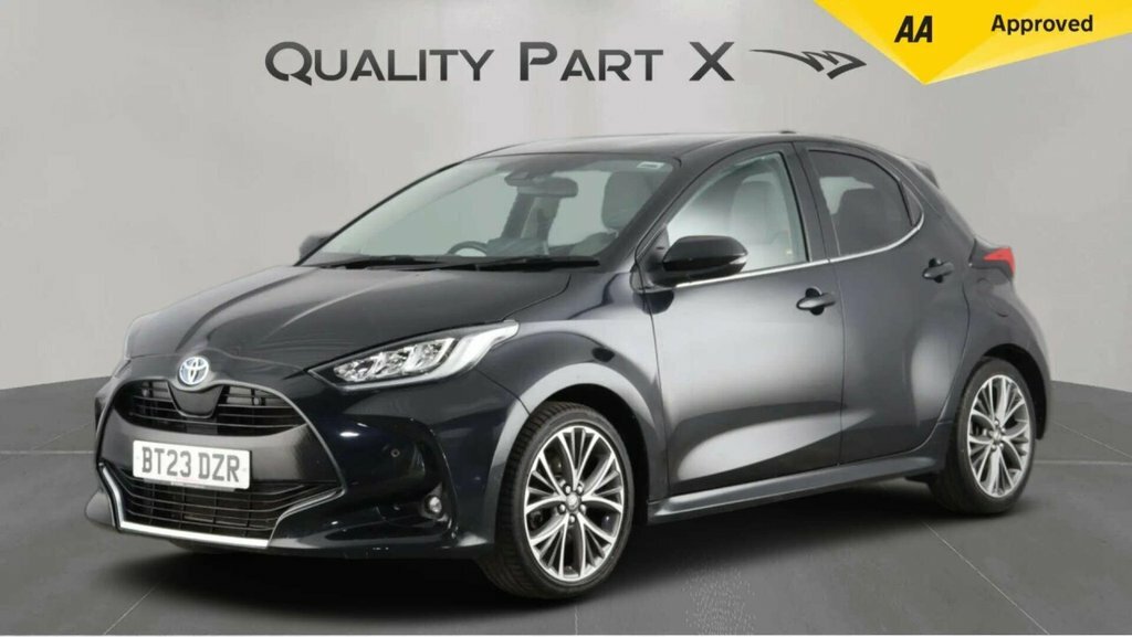 Toyota Yaris Hatchback BT23DZR Black #3