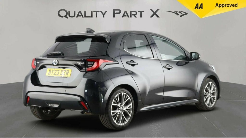 Toyota Yaris Hatchback BT23DZR Black #5