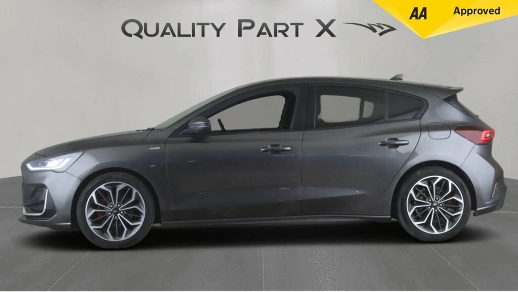 Ford Focus Hatchback AO72GUD Grey #3