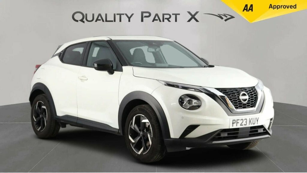 Nissan Juke Suv White
