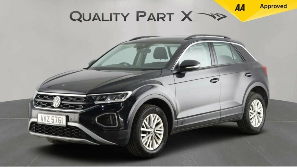 Volkswagen T-Roc Suv AVZ5761 Black #3