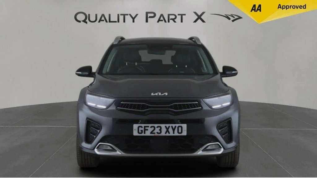 Kia Stonic Suv GF23XYO Grey #2