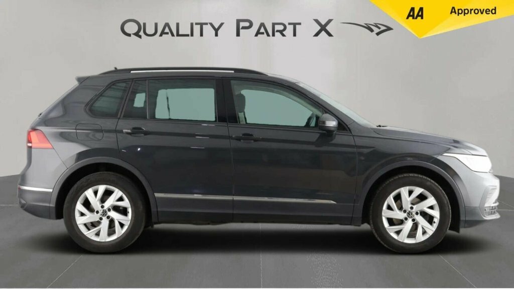 Volkswagen Tiguan Suv CK22HKC Grey #4