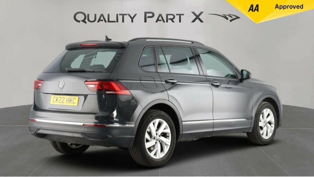 Volkswagen Tiguan Suv CK22HKC Grey #5