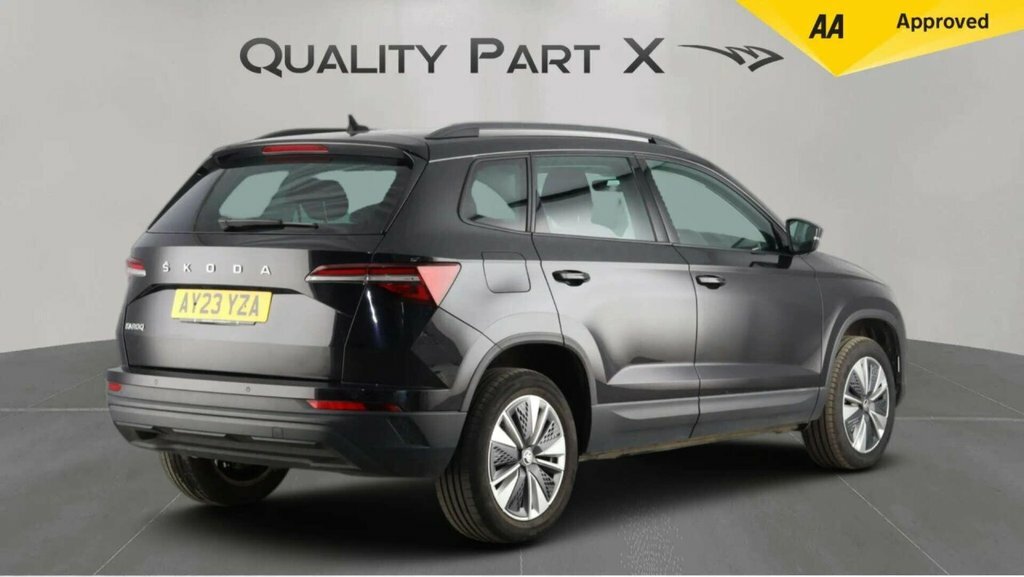 Skoda Karoq Suv AY23YZA Black #5