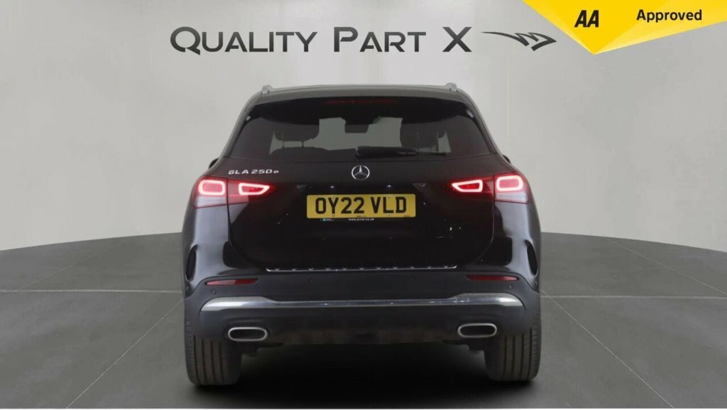 Mercedes-Benz GLA Class Suv OY22VLD Black #6