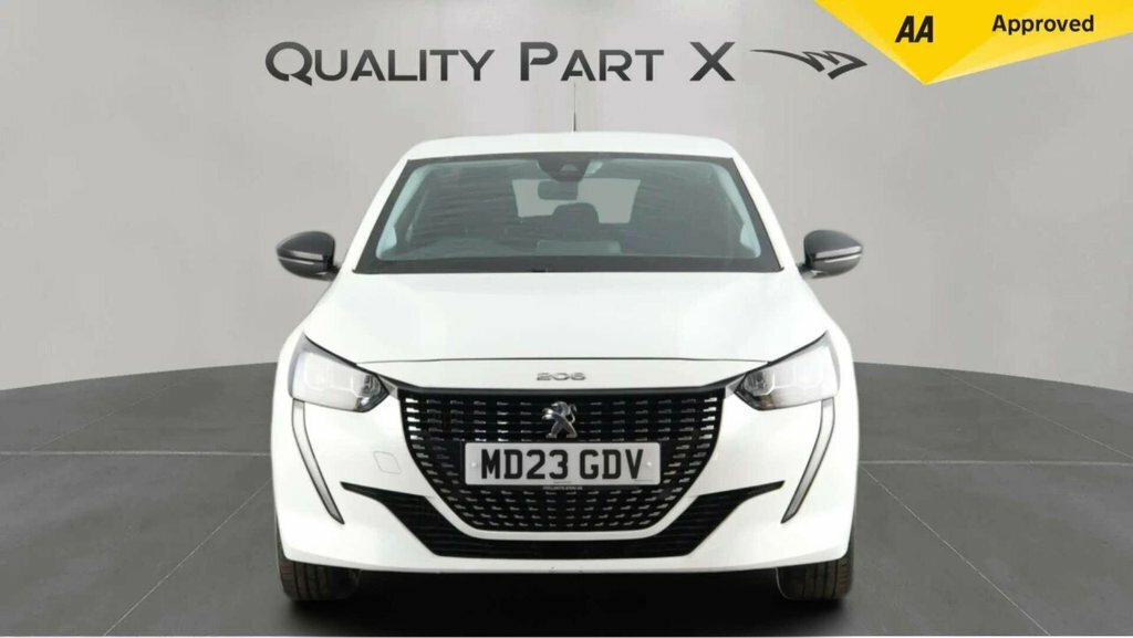 Peugeot 208 Hatchback MD23GDV White #2
