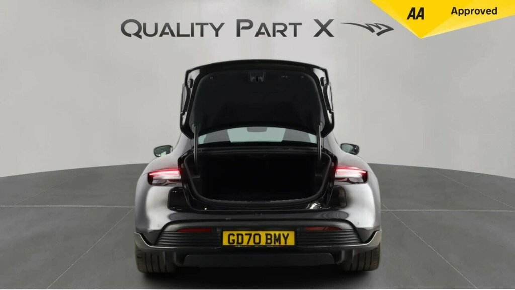 Porsche Taycan Turbo 500Kw 93Kwh White #8