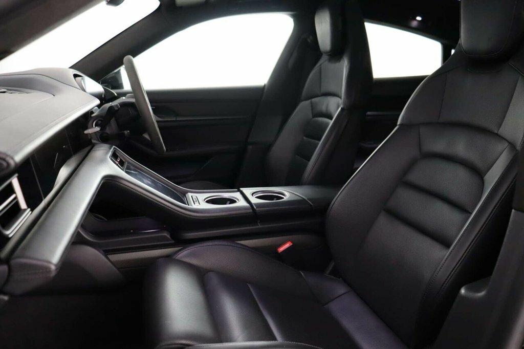 Porsche Taycan Turbo 500Kw 93Kwh White #14