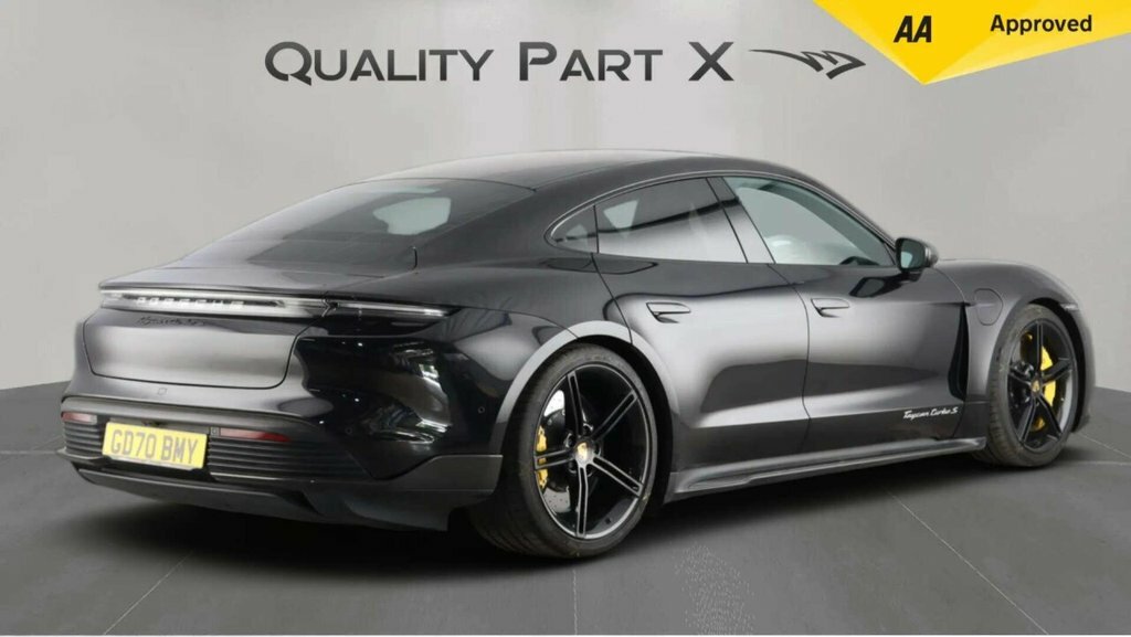 Porsche Taycan Saloon Black #4