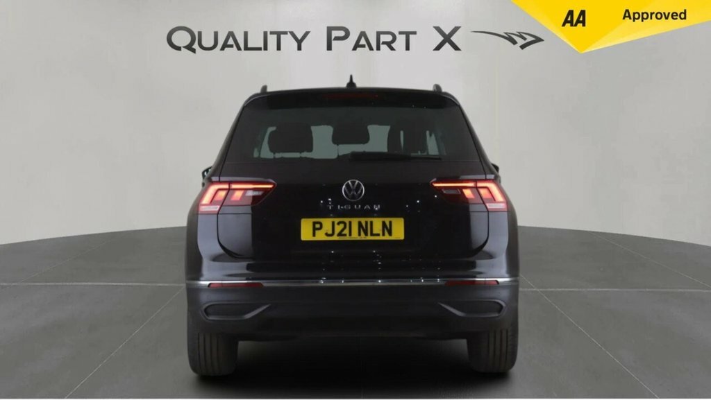 Volkswagen Tiguan Suv PJ21NLN Black #6