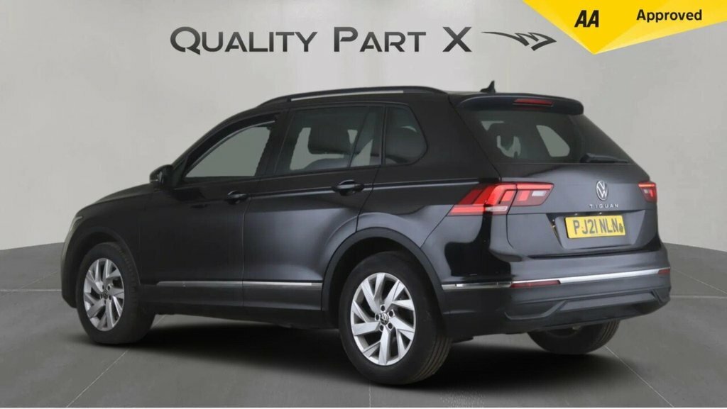 Volkswagen Tiguan Suv PJ21NLN Black #5