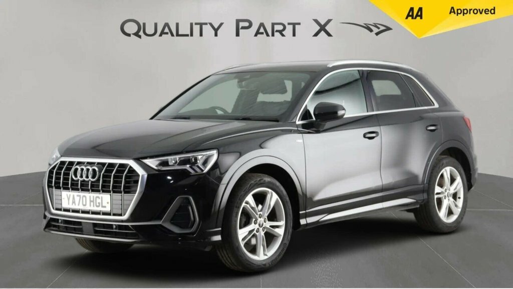 Audi Q3 Suv YA70HGL Black #3