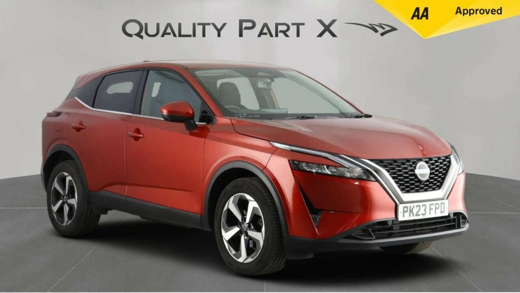 Nissan Qashqai Suv Red
