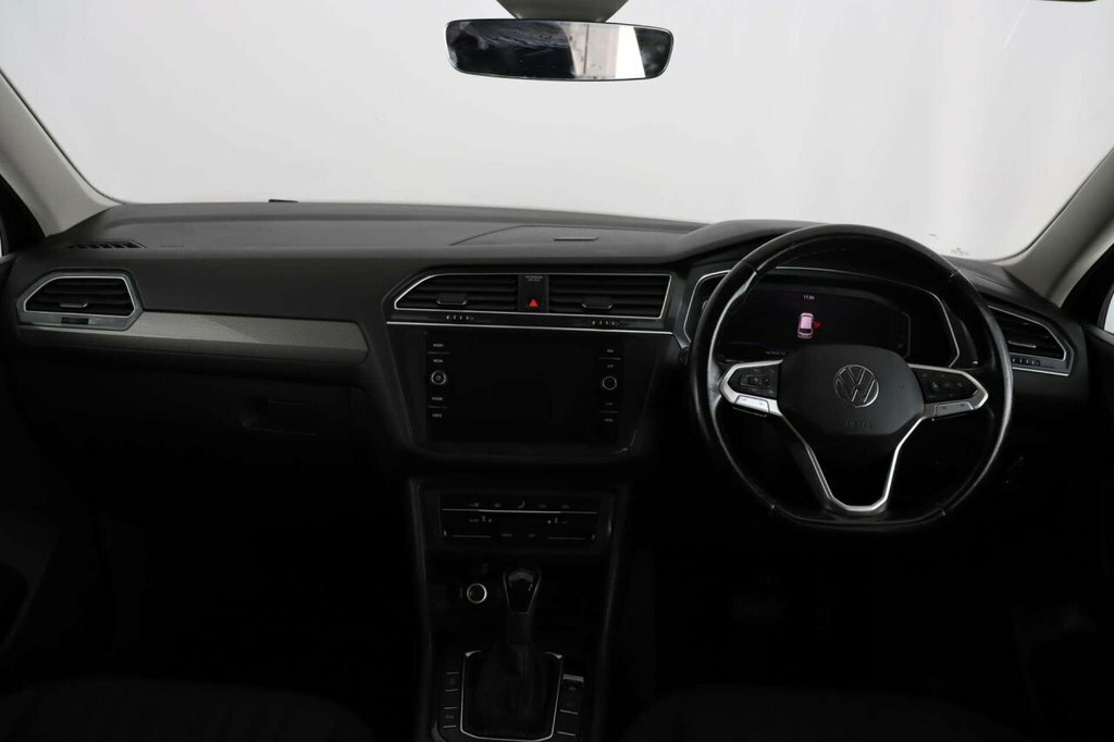 Volkswagen Tiguan Allspace 1.5 Tsi Life 7 Seats Grey #10