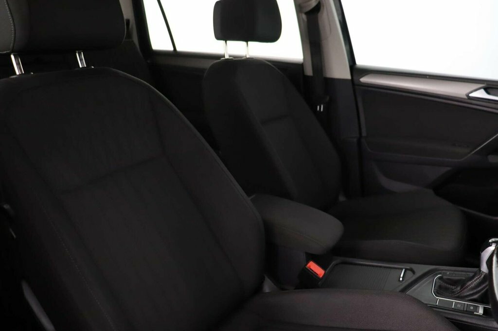 Volkswagen Tiguan Allspace 1.5 Tsi Life 7 Seats Grey #14