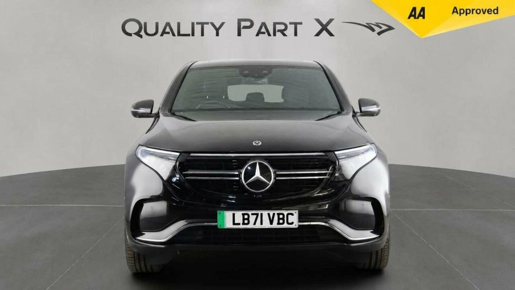 Mercedes-Benz EQC Eqc 400 4Matic Amg Line Premium Plus Black #2