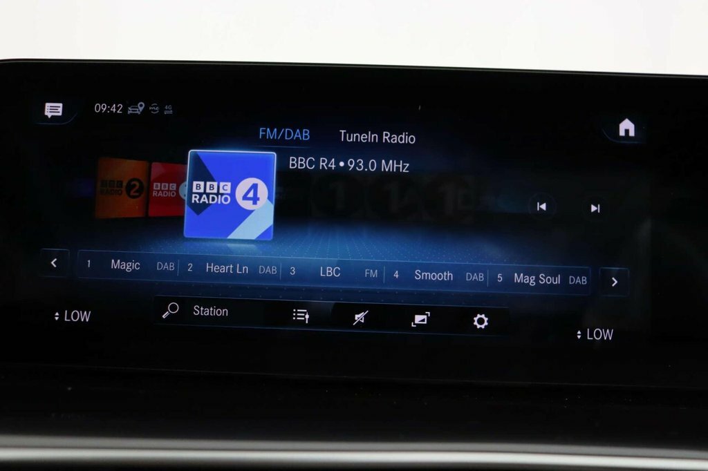 Mercedes-Benz EQC 400 300Kw Amg Line Premium Plus 80Kwh Blue #48