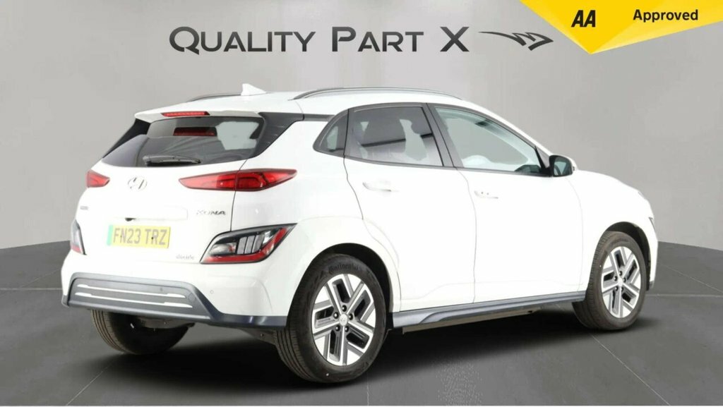 Hyundai Kona Suv FN23TRZ White #5