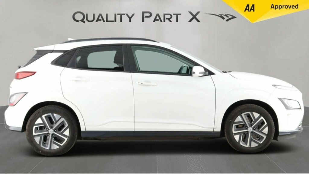 Hyundai Kona Suv FN23TRZ White #4
