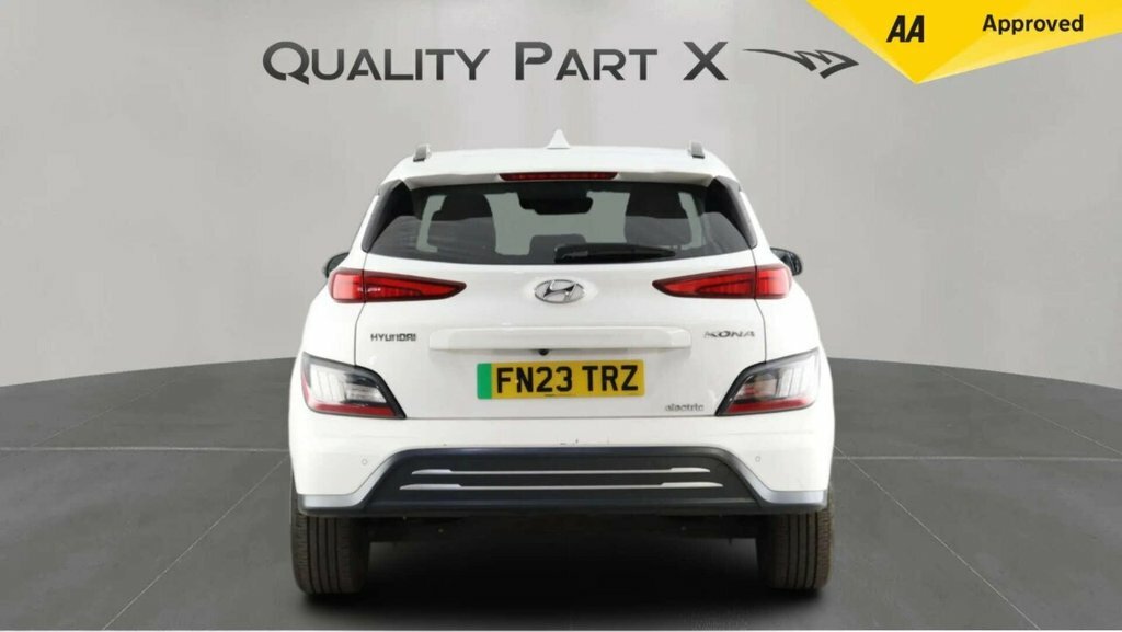 Hyundai Kona Suv FN23TRZ White #6