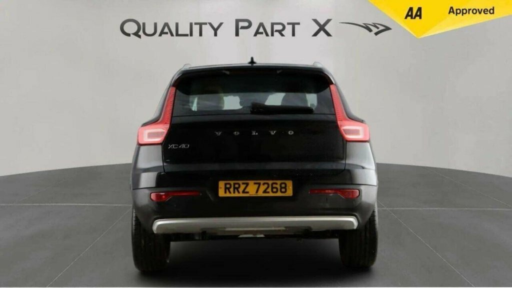 Volvo XC40 1.5L Inscription Black #6