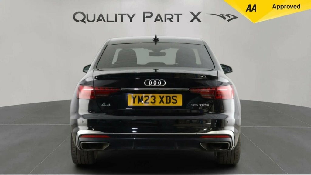 Audi A4 Saloon Black #6