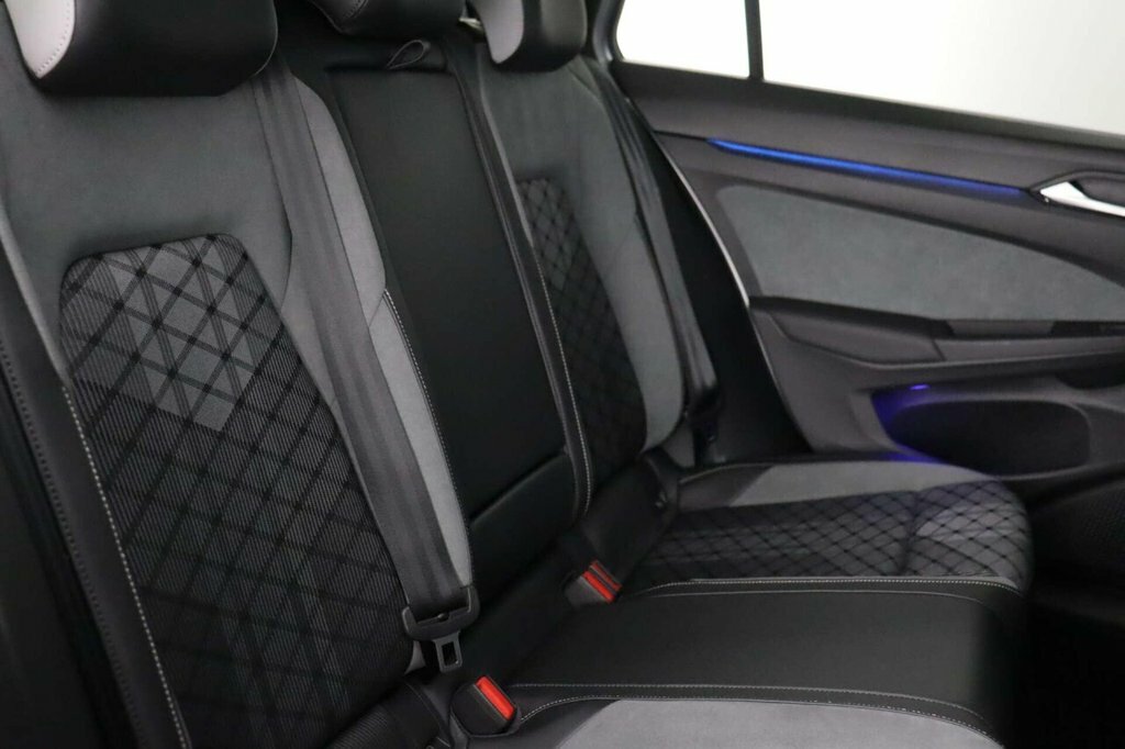 Volkswagen Golf 2.0 Tsi 300 Gti Clubsport Dsg White #12
