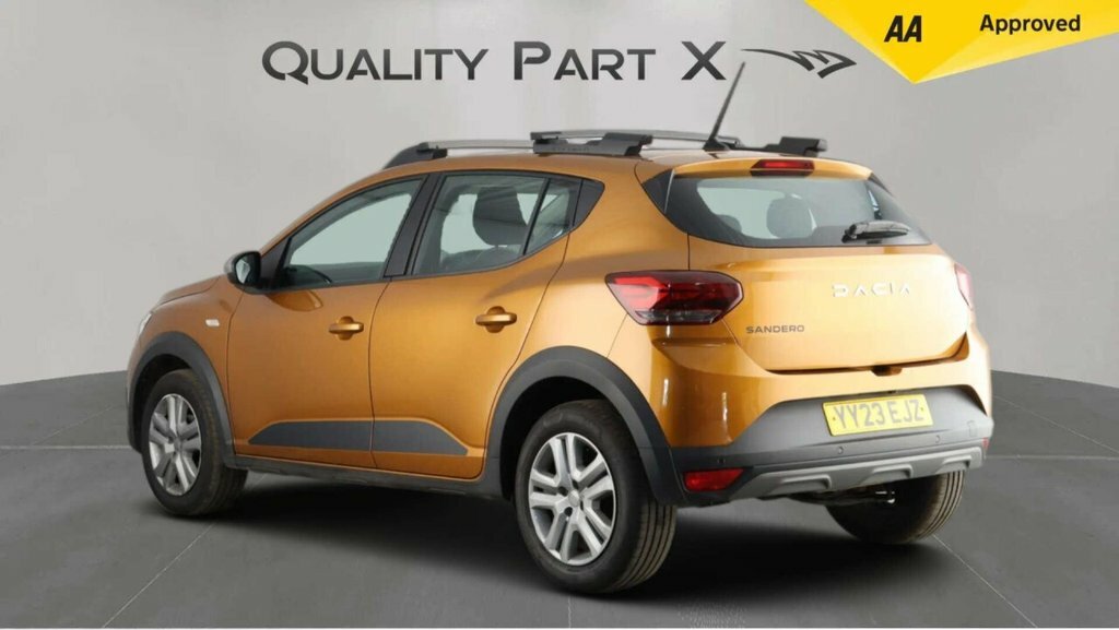 Dacia Sandero Stepway Hatchback Orange #6