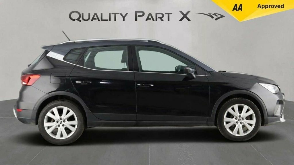 Seat Arona Suv NX23VEK Black #4