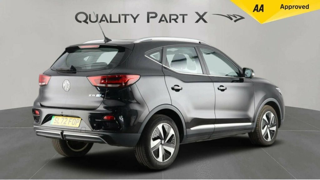 MG ZS Suv SL72FOP Black #5