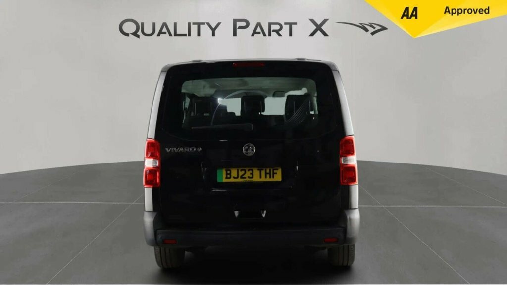 Vauxhall Vivaro Mpv BJ23THF Black #6