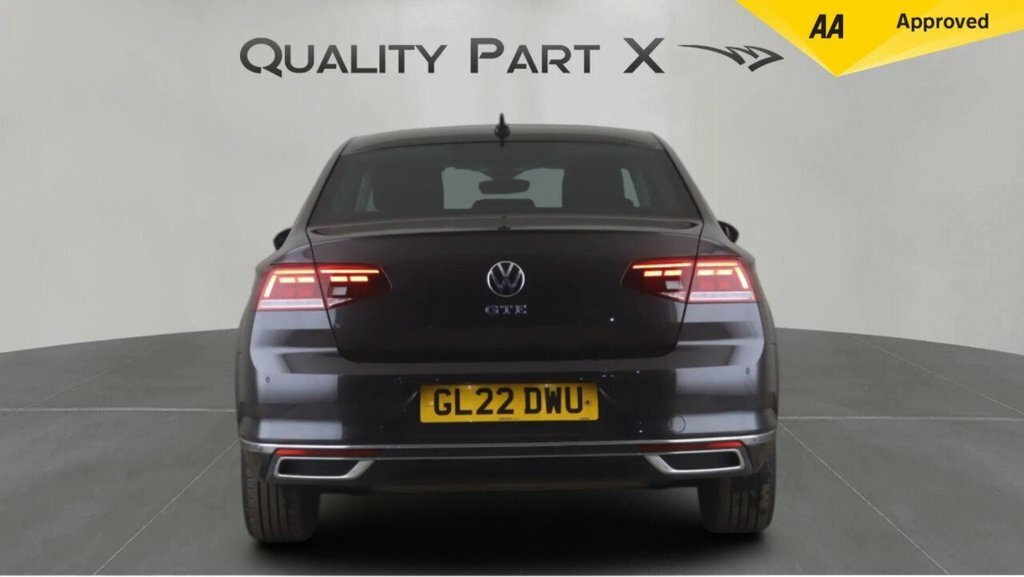 Volkswagen Passat Saloon Grey #6