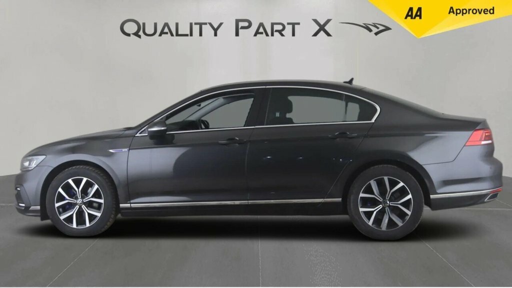 Volkswagen Passat Saloon Grey #4