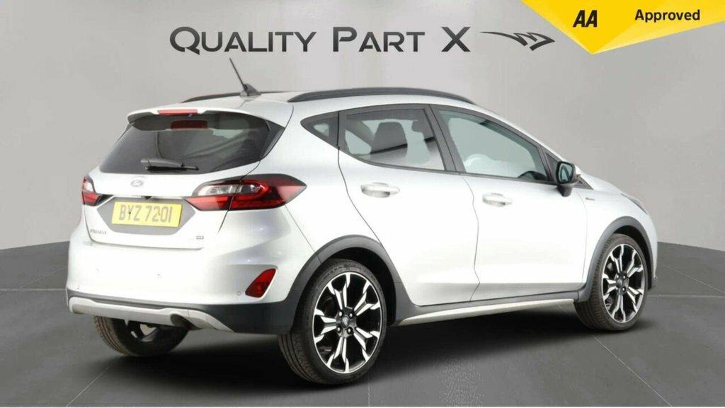 Ford Fiesta Hatchback BYZ7201 Silver #5