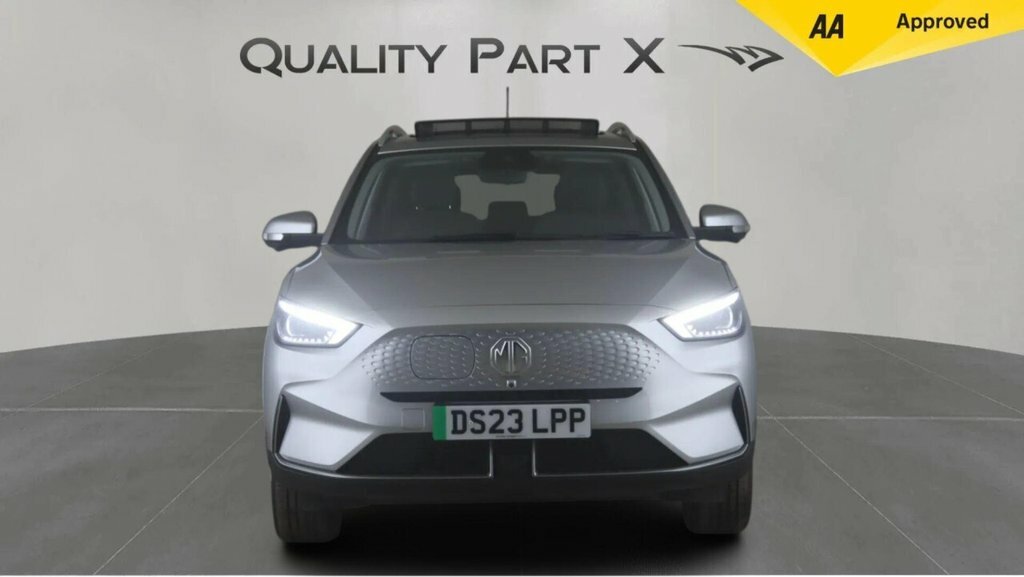 MG ZS Suv DS23LPP Silver #2