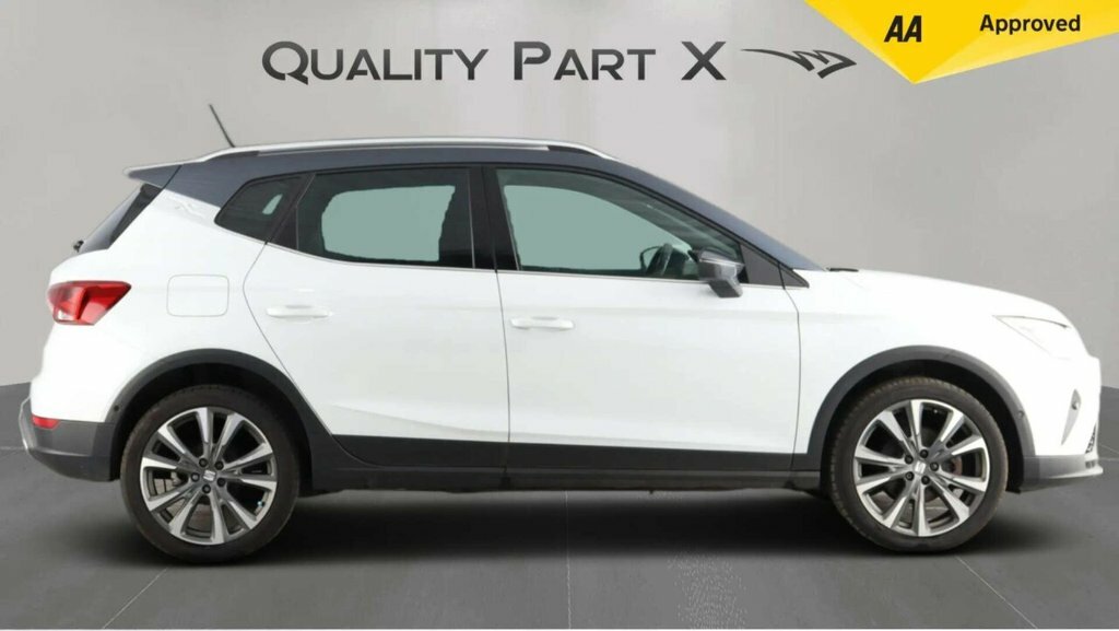 Seat Arona Suv White #4