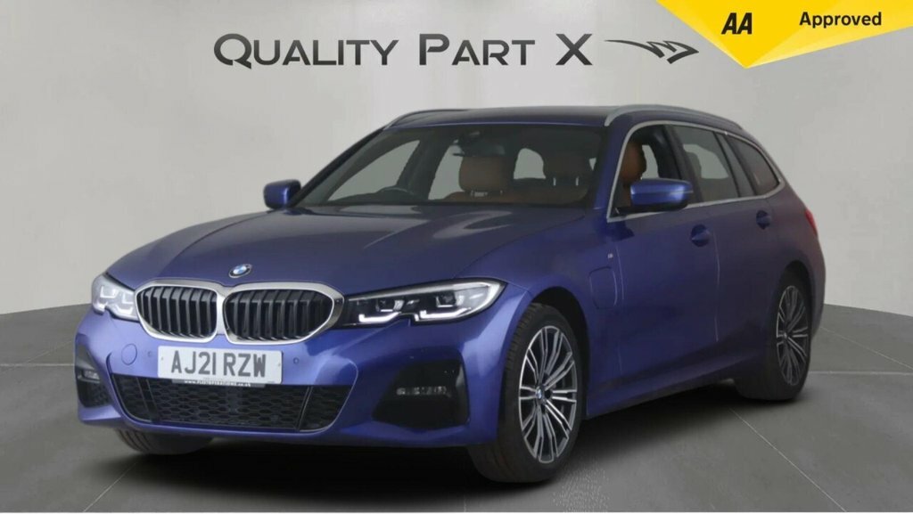 BMW 3 Series Estate AJ21RZW Blue #3