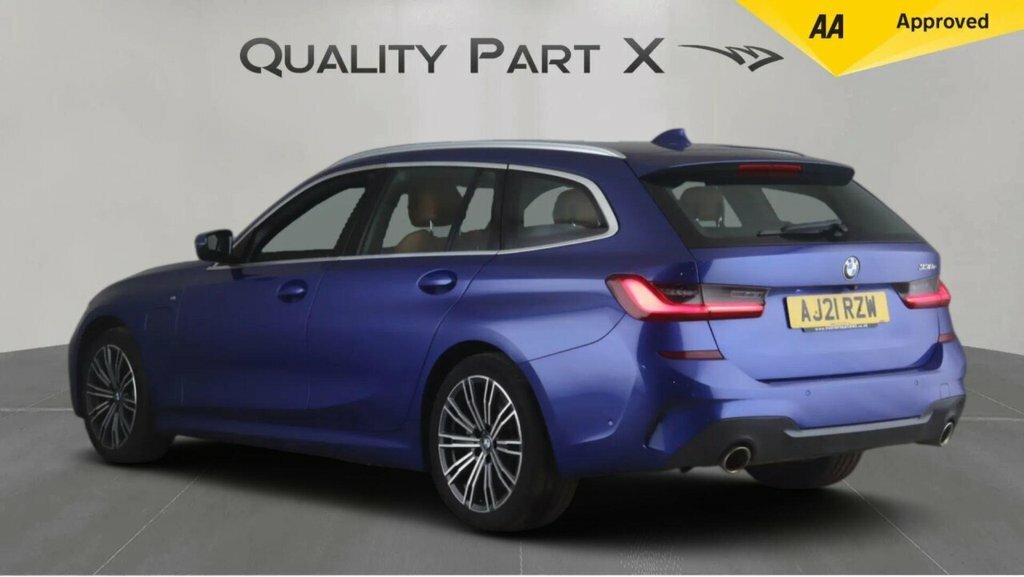 BMW 3 Series Estate AJ21RZW Blue #5