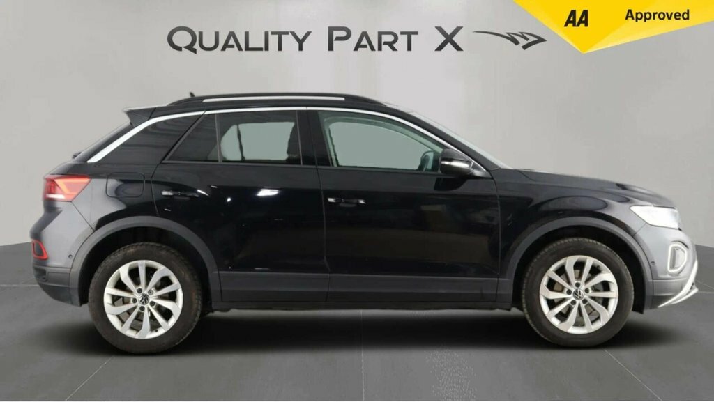 Volkswagen T-Roc Suv MT25XRL Black #4