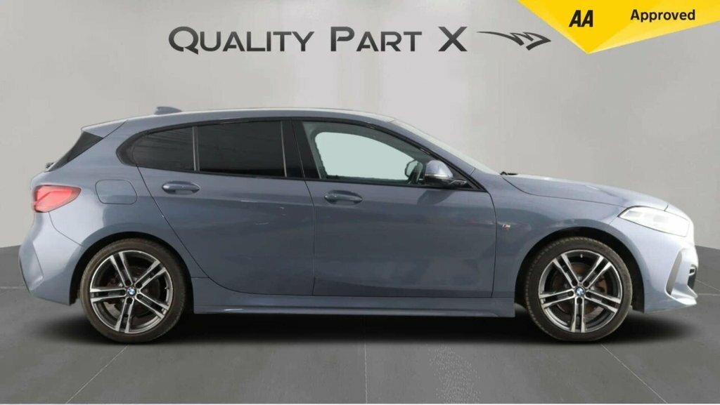 BMW 1 Series Hatchback DS23FPV Grey #4