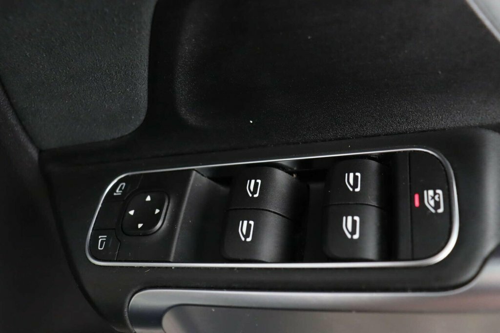 Mercedes-Benz GLB Class Suv Black #20