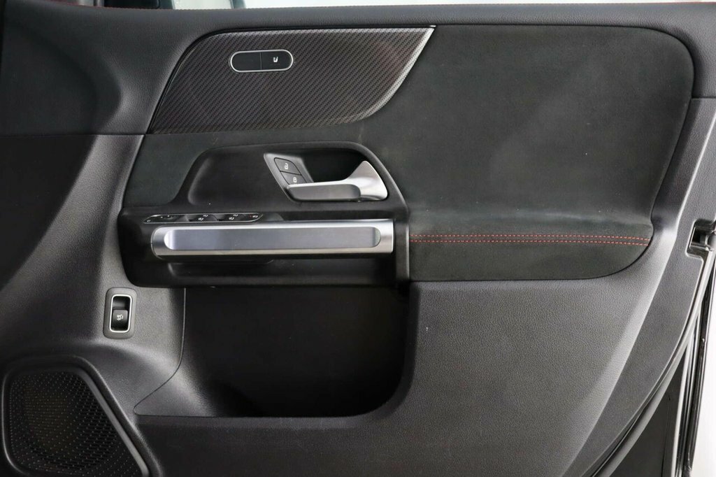 Mercedes-Benz GLB Class Suv Black #17