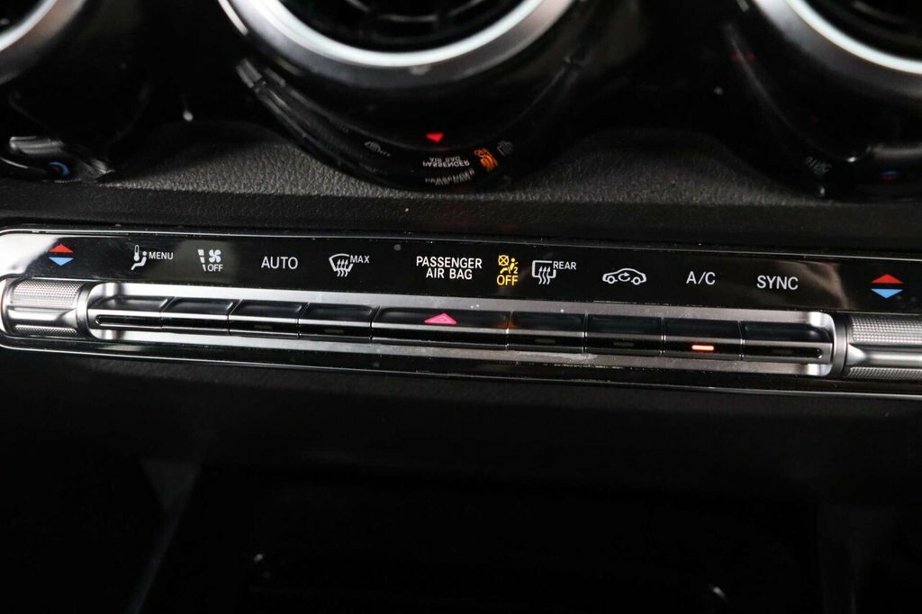 Mercedes-Benz GLB Class Suv Black #25