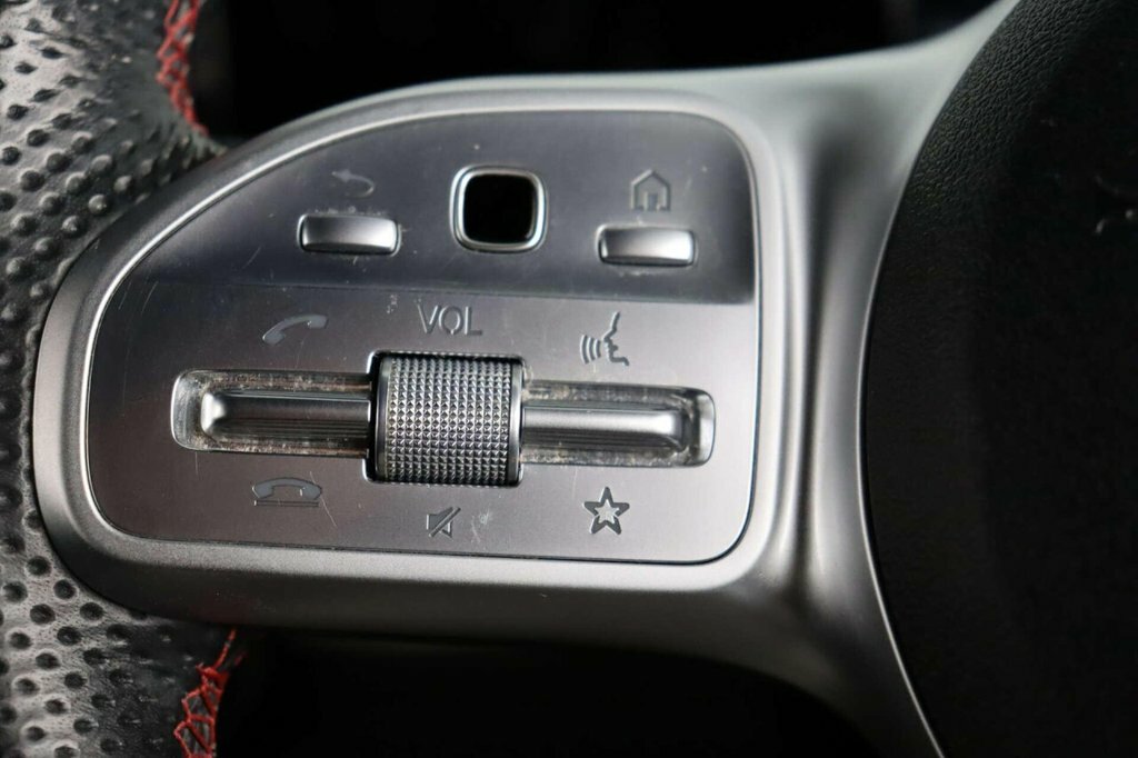 Mercedes-Benz GLB Class Suv Black #23