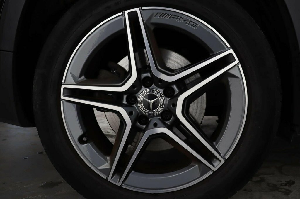 Mercedes-Benz GLB Class Suv Black #31
